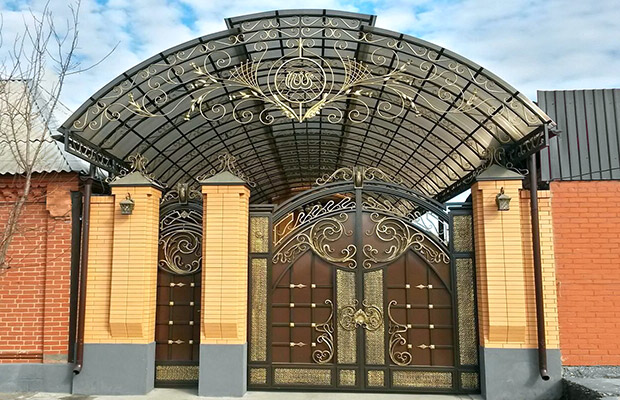Купить или заказать ворота для дома с навесом - стильные и надежные решения для вашего участка в Колпино от 42159 руб | ВоротМастер-Клп